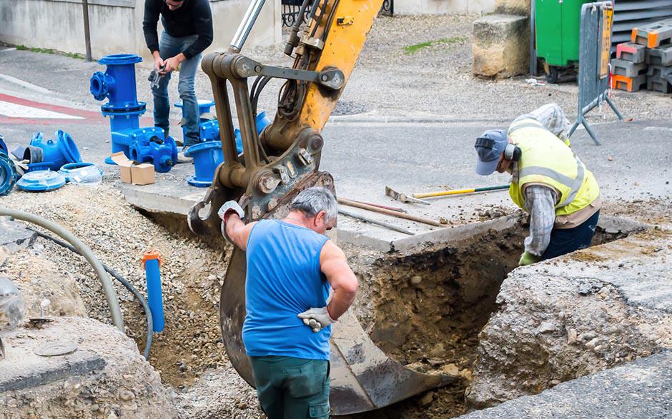 plombier débouchage canalisation Les Bréviaires
